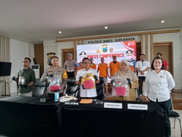 Aksi Bejat, Satreskrim Polrestabes Surabaya Ungkap Kasus Cabuli  Anak 4 Tahun