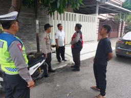 Berikan Rasa Aman Polsek Wonocolo Giat Patroli Susuri Pemukiman, Jalang Pemilu 2024