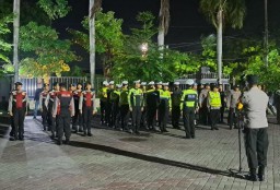Gelar Patroli Skala Besar, Polres Nganjuk Menjaga Kamtibmas Tetap Aman Kondusif Pada Tahapan Pemilu 2024.