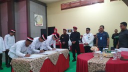 Perdana di Awal Tahun 2024, Lapas Kelas I Surabaya Ikrarkan 9 Napiter Setia Kepada NKRI.