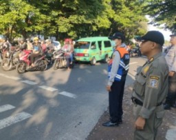 Polsek Tegalsari Bersama Dishub dan Pol PP Lakukan Pengaturan Lalin