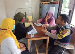 Polsek Tegalsari Laksanakan Sambang DDS, Dialogis Kepada Kader Surabaya Hebat