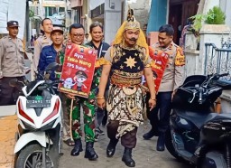 Pemilihan Suara Ulang TPS 27 Simolawang Di Jaga Polisi Gatotkaca