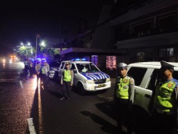 Polsek Wonocolo Jajaran Rayon Rayon 5 Tingkatkan Patroli, Cegah Kejahatan di Malam Hari