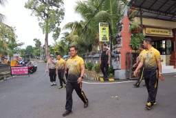 Kapolres AKBP Teguh Priyo Wasono Ajak Personel Jaga Kebugaran