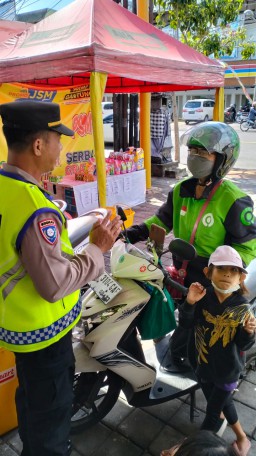 Subsatgas Binmas OMB Agung 2024 Beri Himbau Kamtibmas Aman, Sosialisasikan Pemilu Damai
