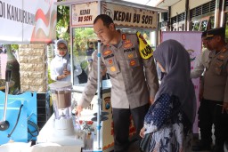 Polres Malang Kembali Salurkan Modal dan Pengembangan UMKM untuk Keluarga Korban Kanjuruhan