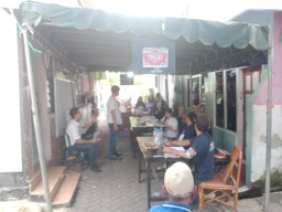 Antusias Warga Rt 02 Simo Pronajaya Surabaya Kelurahan Simo Mulyo Baru Pastikan Pemilu Tahun 2024 Berjalan Lancar Dan Aman.