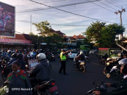 Tingkatkan Pelayanan, Satlantas Polres Badung Gelar Personil di Jalan