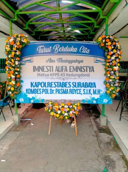 Turut Berbelasungkawa, Polrestabes Surabaya Silaturahmi ke Keluarga Petugas KPPS yang Meninggal Dunia
