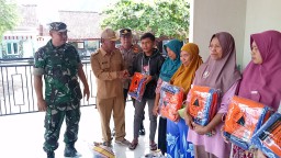 Polri Peduli, Polres Tulungagung Berikan Bantuan Untuk Warga Desa Tanggung yang Terdampak Bencana Alam 