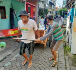 Warga Kupang Segunting RT 05, RW 02 Telah Mengadakan Kerja Bakti Menyambut Bulan Ramadhan