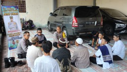 Jumat Curhat Di Momen Bulan Puasa, AKP Sujartana Jalin Silaturahmi Dengan Umat Muslim