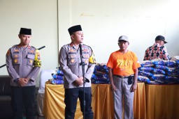 Berkah Ramadhan Polres Tanjung Perak kembali Gelar Bakti Sosial dan Santuni Anak Yatim.