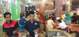Keluarga Besar Media Harian Mata Berita Menggelar Acara Buka Bersama dan Santunan Anak Yatim Piatu dan Duafa