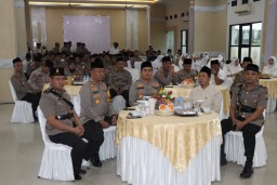 Polres Nganjuk Bersama Dalam Rangka Peringati Malam Nuzulul Qur’an 1445H/2023M