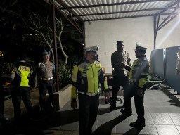 Antisipasi Rawan Kamtibmas Malam Minggu, Polres Tabanan Gelar Patroli Blue Light
