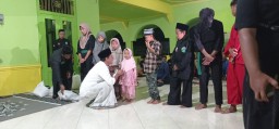 Calon Bupati Probolinggo Zainal Arifin santuni Anak Yatim di Pakuniran
