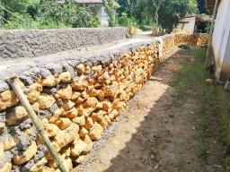 Diduga Proyek Siluman Milik Anggota Dewan Tanpa Papan Nama,dan dikerjakan asal” Jadi berlokasi di Dusun Nangsokah dan Dusun Bicabbih