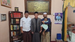 Mas Arif Silaturrahmi Dan Mohon Doa Restu Kepada Pengasuh Pondok Pesantren Kanjeng Sunan Kalijaga