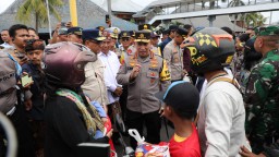 Cek Kesiapan Arus Mudik, Kapolri dan Kapolda Bali Tinjau Pelabuhan Gilimanuk