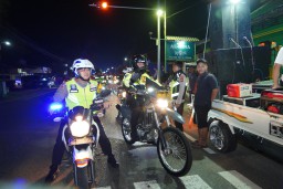 Patroli Gabungan TNI-Polri Jaga Ketertiban Malam Takbir di Ponorogo, 17 Mobil Membawa Sound Horeg Dipulangkan