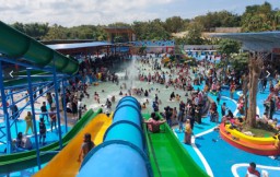Wisata Lagi Viral Water Park di Sampang Cocok Untuk Dikunjungi Saat Libur Lebaran 2024