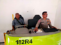 Satpas Colombo Surabaya, Berikan Pelayanan Humanis Kepada Masyarakat Pemohon SIM