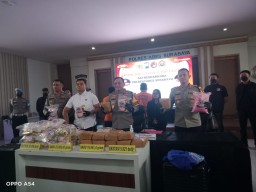 Polrestabes Surabaya, Bekuk Dua Pelaku Pengedar Narkotika Lintas Jawa Sumatra Bawa 80,8 Kilo Sabu