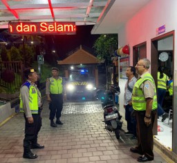 Blue Light Patrol Polsek Abiansemal Sambangi PT. Tirta Investama Mambal