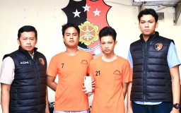 Tak Mau Dihentikan Serta Melawan, Dua Penjambret di Jalan Ambengan Surabaya Duel Dengan Petugas