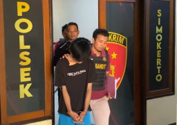 Polsek Simokerto Amankan Tersangka Kelompok Gangster, Membawa celurit