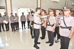 Kapolres Bondowoso Pimpin Sertijab 5 Pejabat di Lingkup Polres Bondowoso