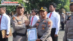 Kapolresta Sidoarjo Berikan Penghargaan 73 Anggota, Kapolsek Krian Peraih Juara 1 Pos PAM Terbaik
