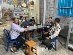 Kapolsek Abiansemal Ngobrol Santai Bareng Warga, Sekaligus Berikan Himbauan Kamtibmas