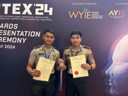 Dua Polisi di Surabaya Sabet Kemenangan dalam Ajang Internasional WYIE di Malaysia