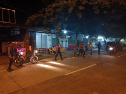 Polsek Kuta Utara Blue Light Patrol Kolaborasi Dengan Pecalang Jaga Kamtibmas