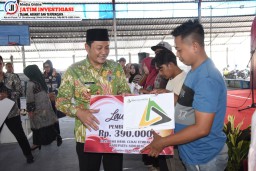 5.011 Buruh Pabrik Rokok Sidoarjo Terima BLT DBHCHT