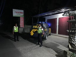 Berikan Rasa Aman Warga, Blue Light Patrol Polsek Abiansemal Sasar Pemukiman Penduduk