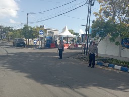 Satlantas Polrestabes Surabaya Persempit Gerak Calo SIM