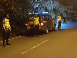 Jaga Keselamatan Pengguna Jalan, Polsek Abiansemal Intensifkan Patroli Biru Jalur Rawan