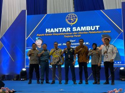 Polres Tanjung Perak Hadiri Hantar Sambut Kepala Kantor Kesyahbandaran dan Otoritas Pelabuhan Utama Tanjung Perak.