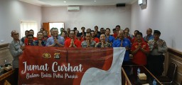 Polda Bali Kembali Laksanakan Jumat Curhat Bertempat di Wantilan Kantor Desa Sukawati