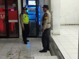 Patroli Biru Polsek Abiansemal Sambangi Obyek Vital Mesin ATM