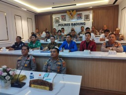 Kapolres Badung AKBP Teguh Priyo Wasono Hadiri Zoom Meeting Dialog Penguatan Internal Polri