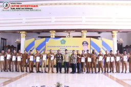 Dua Ratus Empat Puluh Dua Kades Terima SK Perpanjangan Masa Jabatan, Plt Bupati Subandi Ajak Kolaborasi dan Sinergi Wujudkan Desa Mandiri