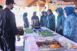 Sosialisasikan Konsumsi Pangan B2SA, dr. Sriatun Subandi Harapkan Kader PKK Bisa Hidangkan Makanan Sehat Bagi Keluarga
