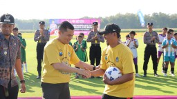 Polres Nganjuk Gelar Open Turnamen Sepak Bola U-12 Kapolres Nganjuk Cup 2024 Dalam Rangka HUT Bhayangkara ke-78
