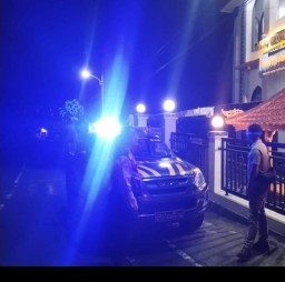 Pawas Iptu Budayasa Pimpin Blue Light Patrol Polsek Petang