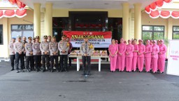 Polres Nganjuk Bersama Pengurus Bhayangkari Cabang Nganjuk Melakukan Anjangsana ke Anggota dan Purna Polri yang Sakit